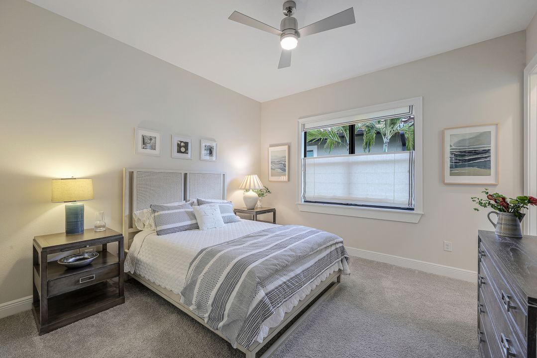 12762 Dundee Ln, Naples, FL 34120