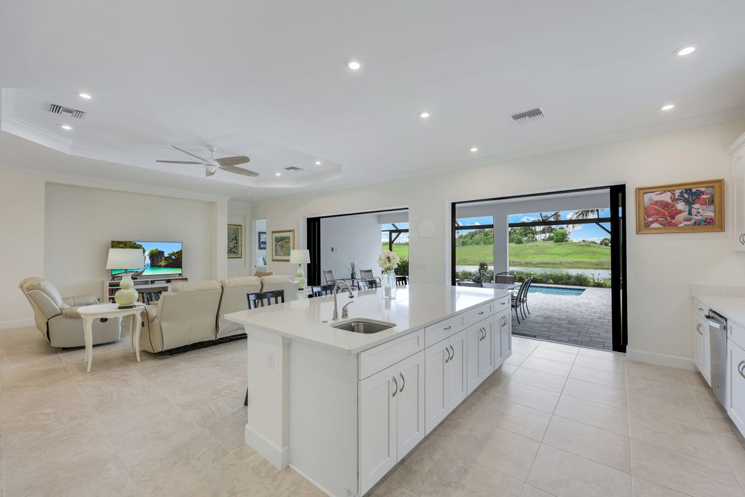 11641 Canal Grande Dr, Miromar Lakes, FL 33913