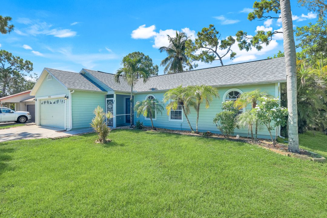7576 Captiva Blvd, Fort Myers, FL 33967