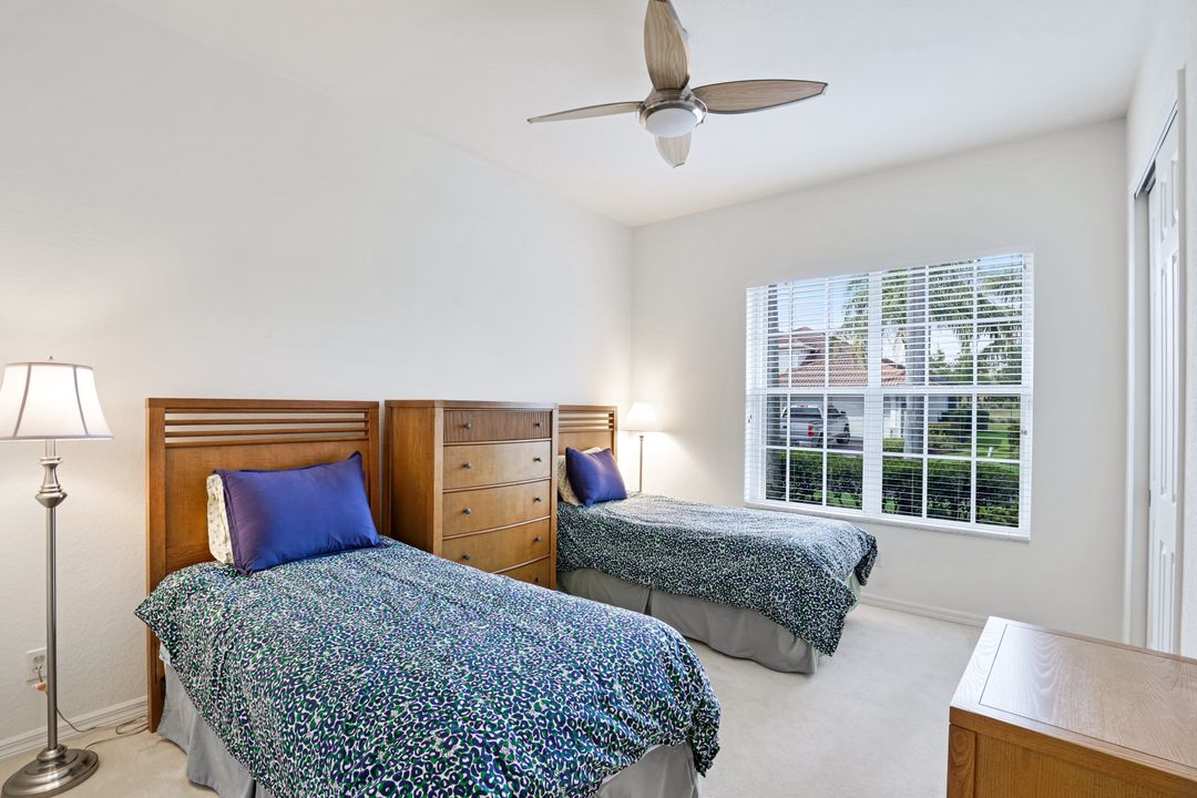 9956 St Moritz Dr, Miromar Lakes, FL 33913