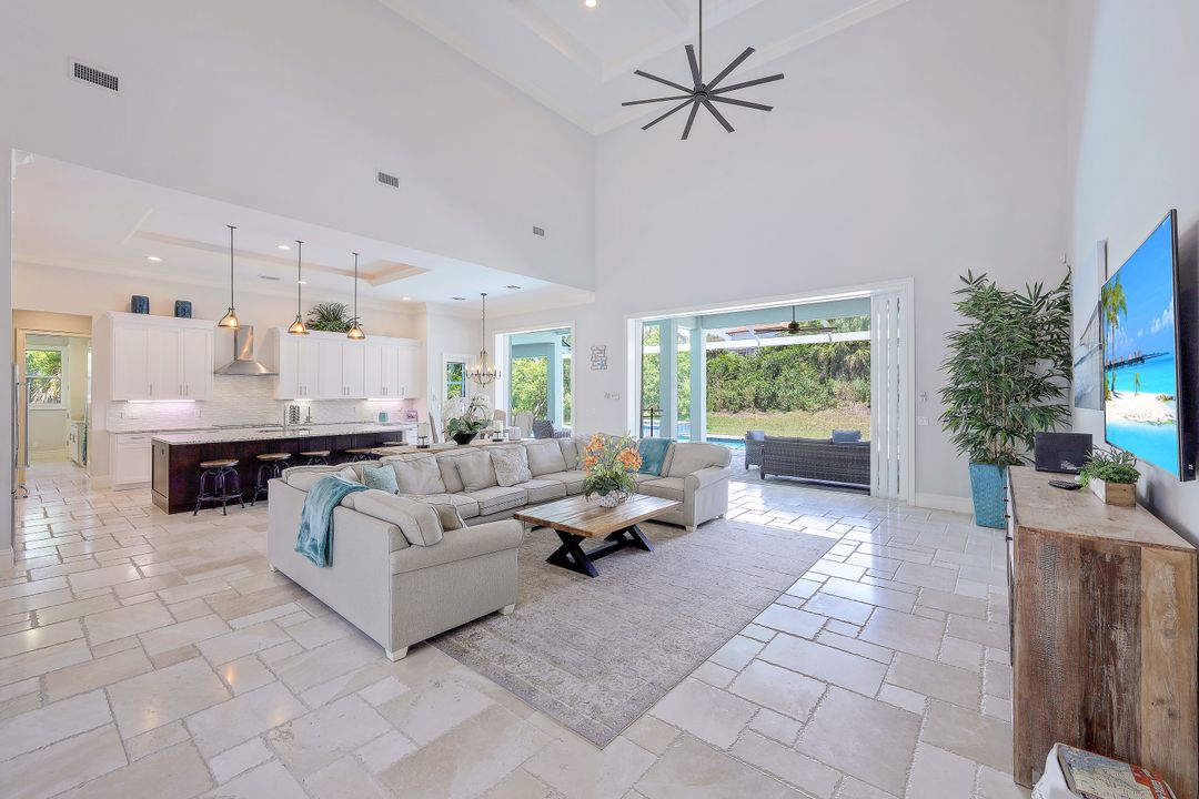 671 S Barfield Dr, Marco Island, FL 34145