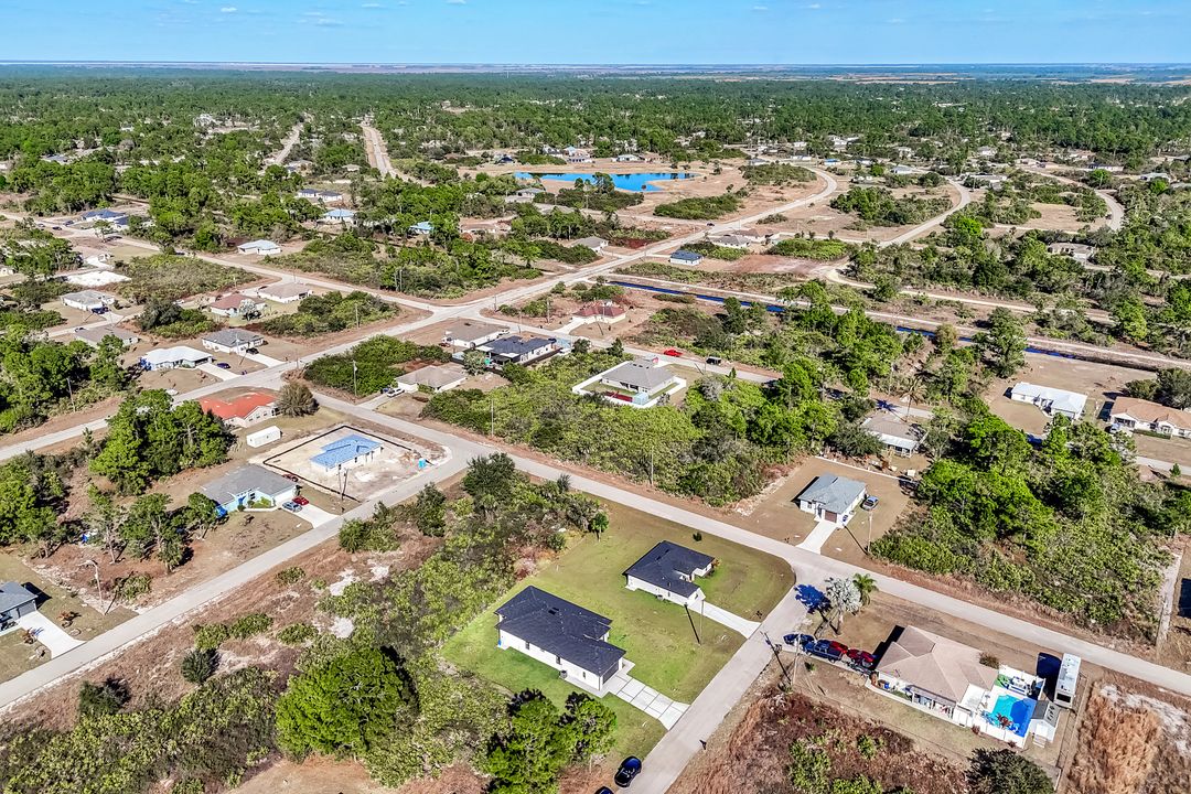 865 Chipley St E, Lehigh Acres, FL 33974