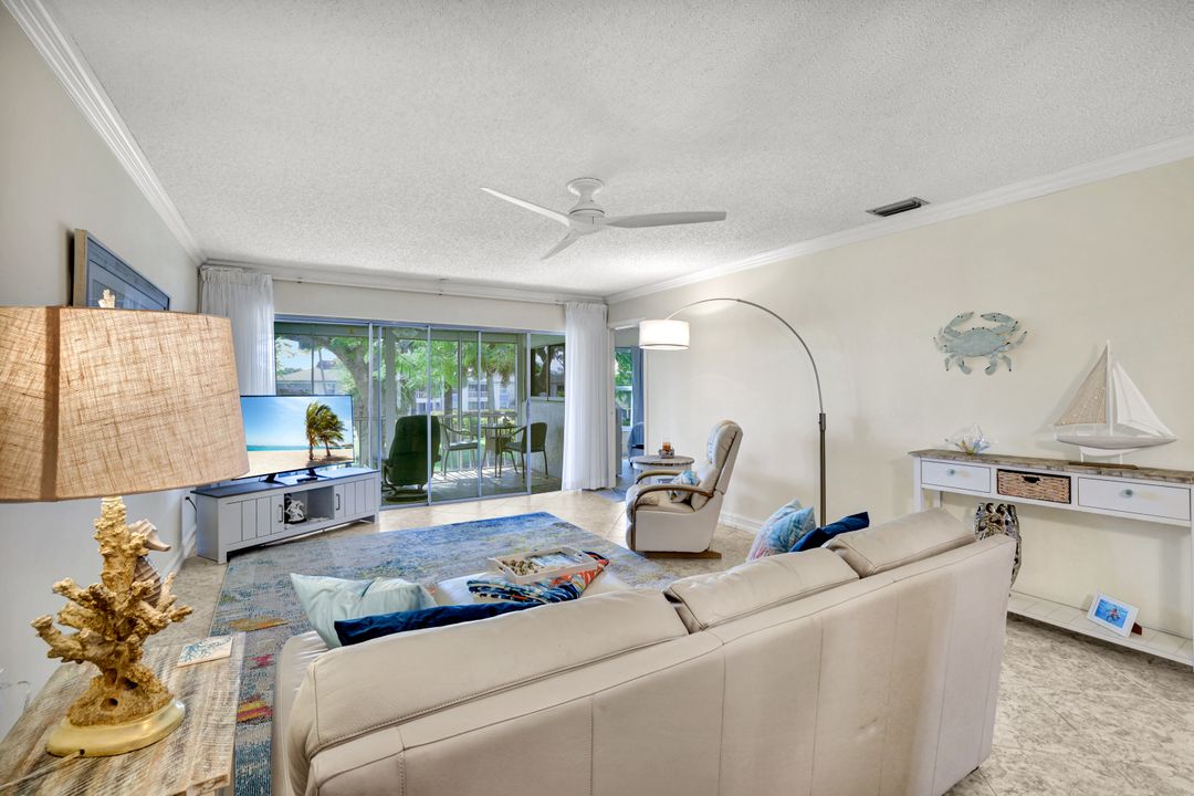 325 Charlemagne Blvd #C204, Naples, FL 34112