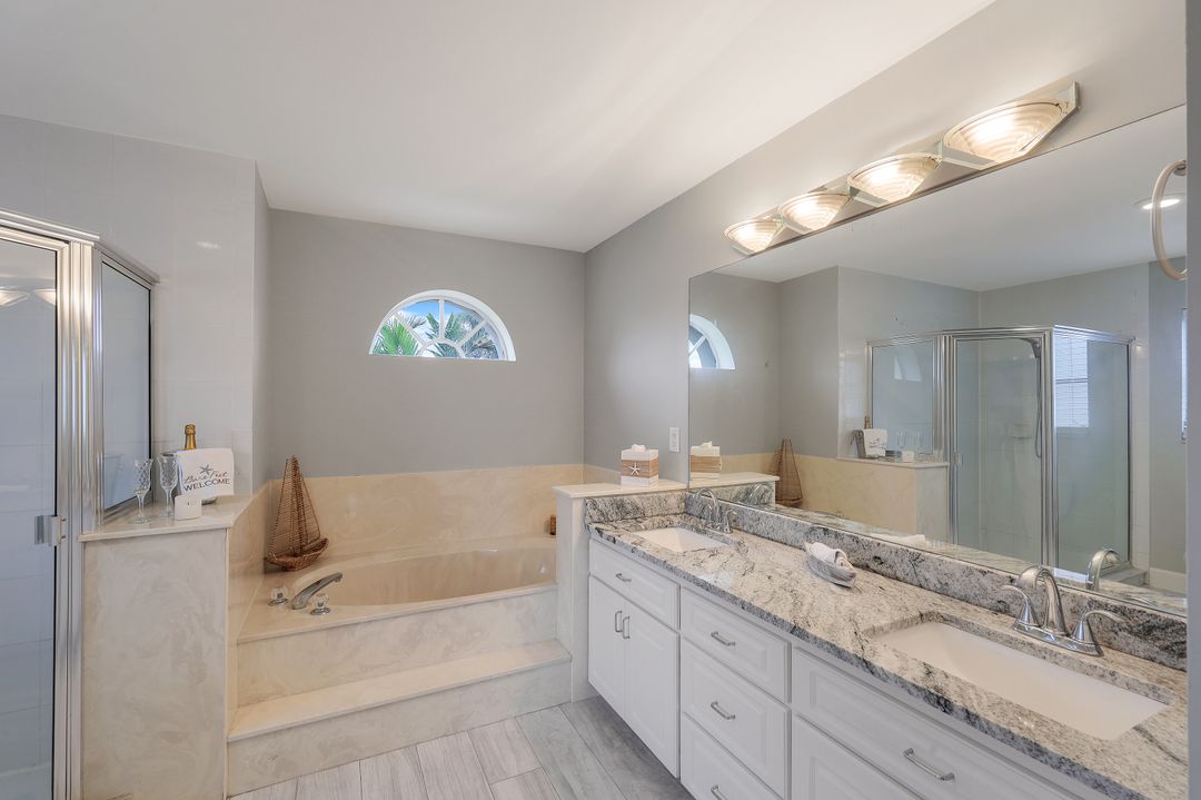 1423 SW 49th St, Cape Coral, FL 33914