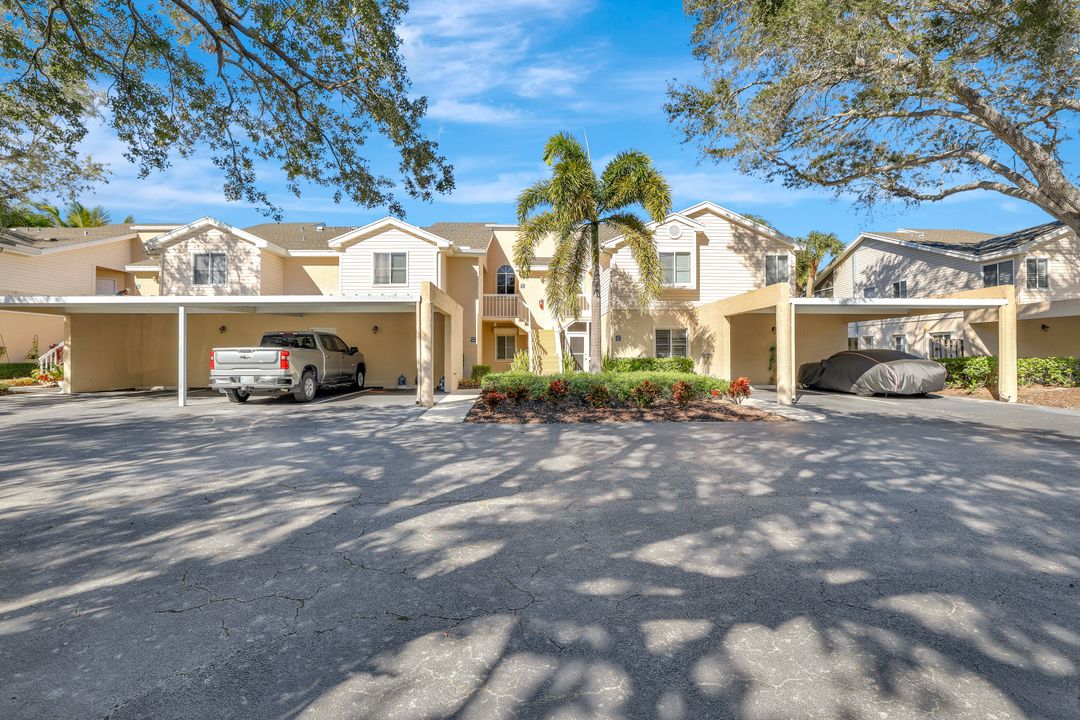 2731 Citrus Lake Dr #102, Naples, FL 34109