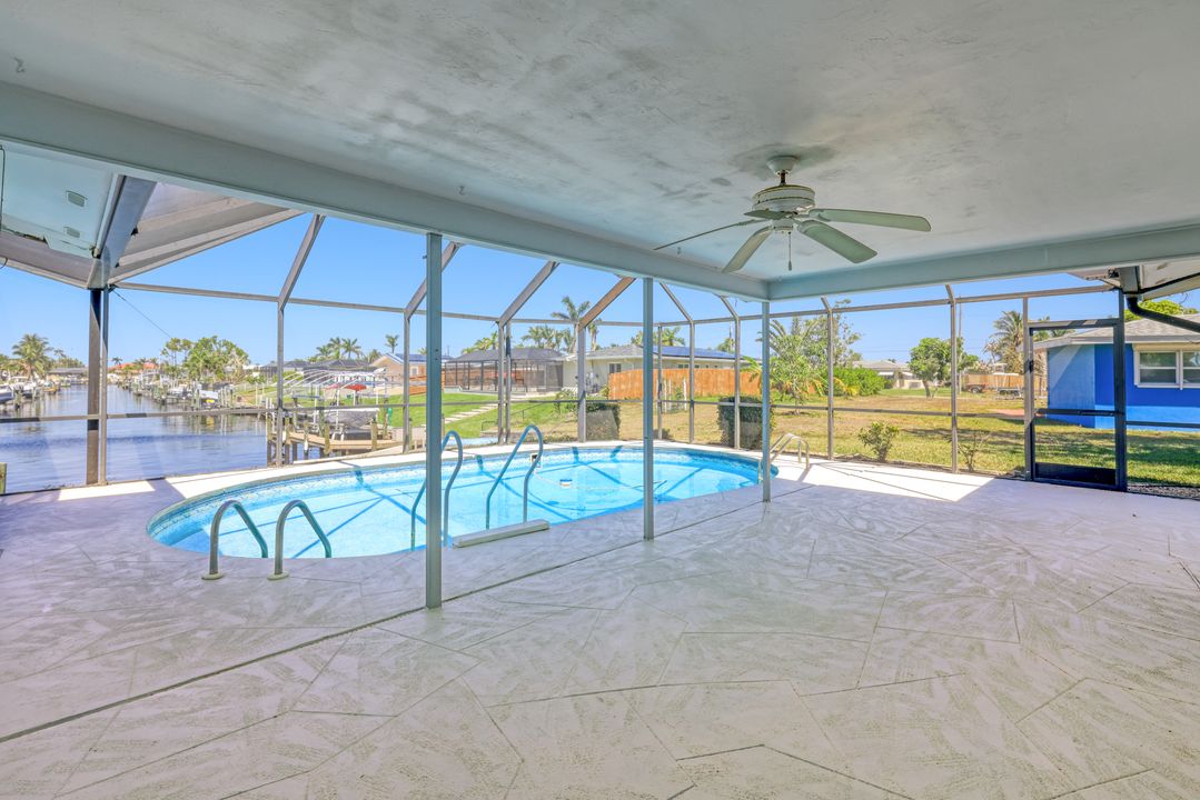 1741 SE 29th Ln, Cape Coral, FL 33904