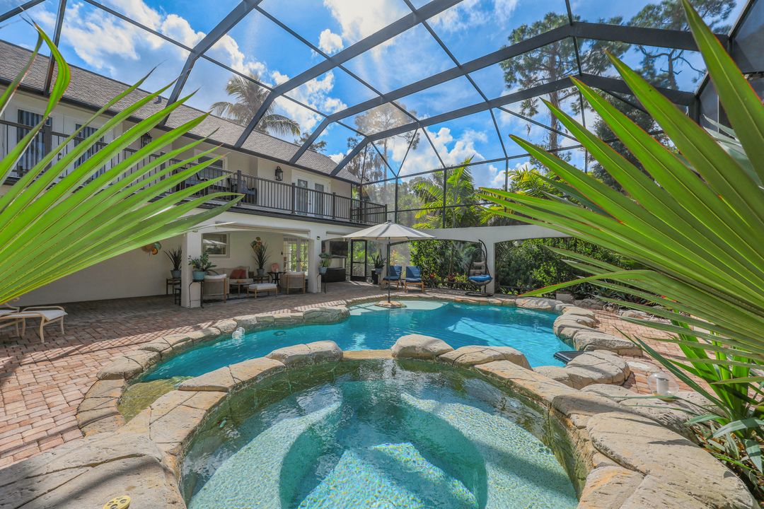 2061 Santa Barbara Blvd, Naples, FL 34116