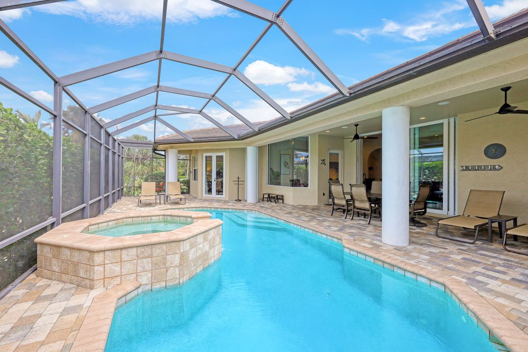 650 Amber Dr, Marco Island, FL 34145