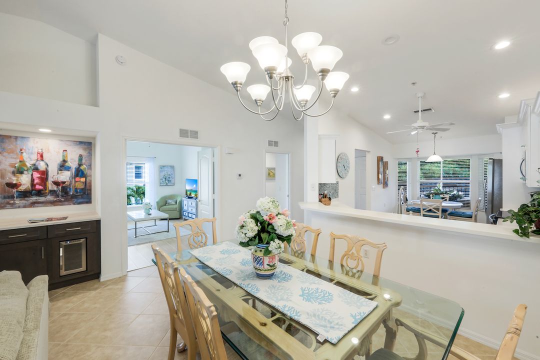 2760 Cypress Trace Cir #2528, Naples, FL 34119