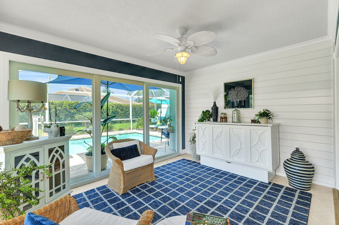 5011 Kingston Way, Naples, FL 34119