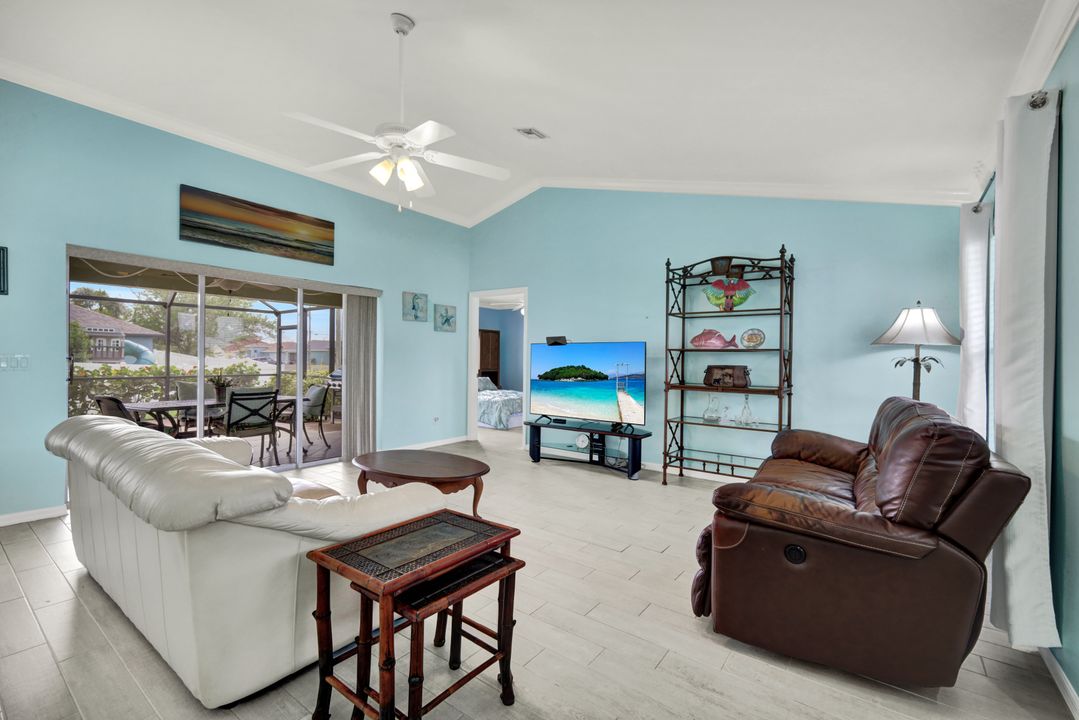 1718 SW 12th Ln, Cape Coral, FL 33991