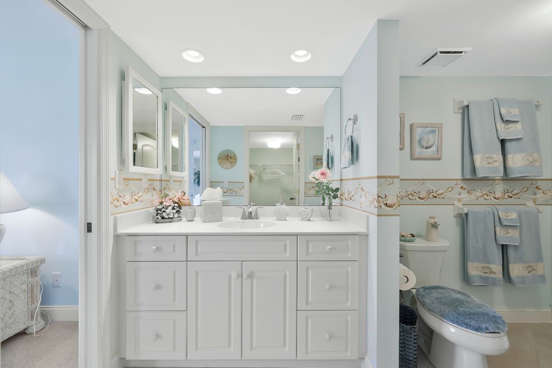 1520 Imperial Golf Course Blvd #214, Naples, FL 34110