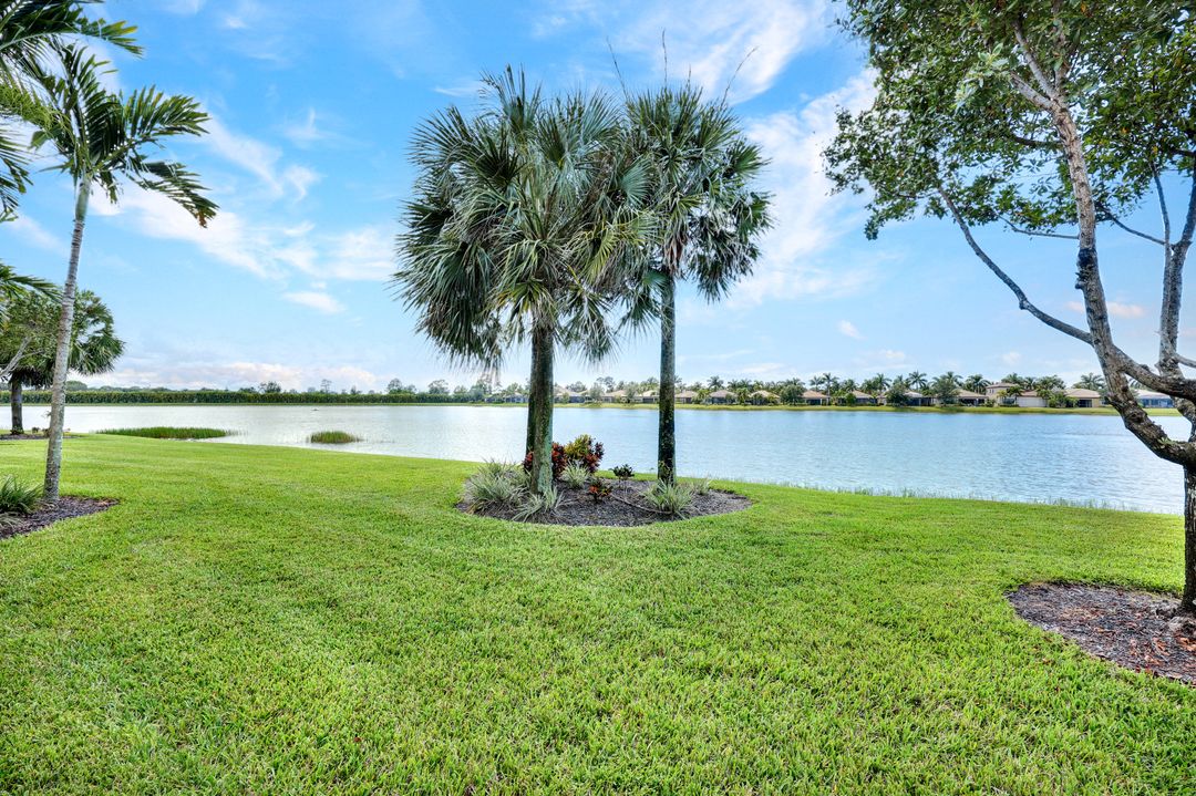 26189 Palace Ln #102, Bonita Springs, FL 34135
