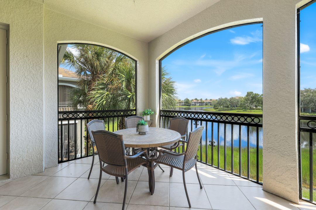 9242 Tesoro Ln #203, Naples, FL 34114