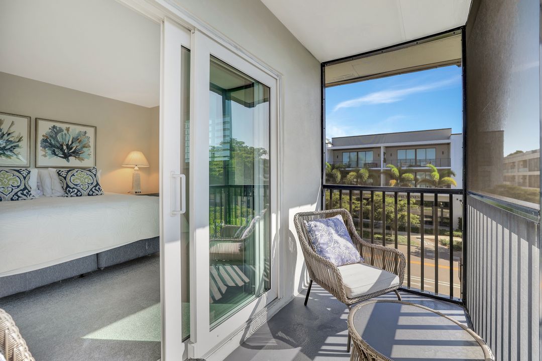 766 Central Ave #304, Naples, FL 34102