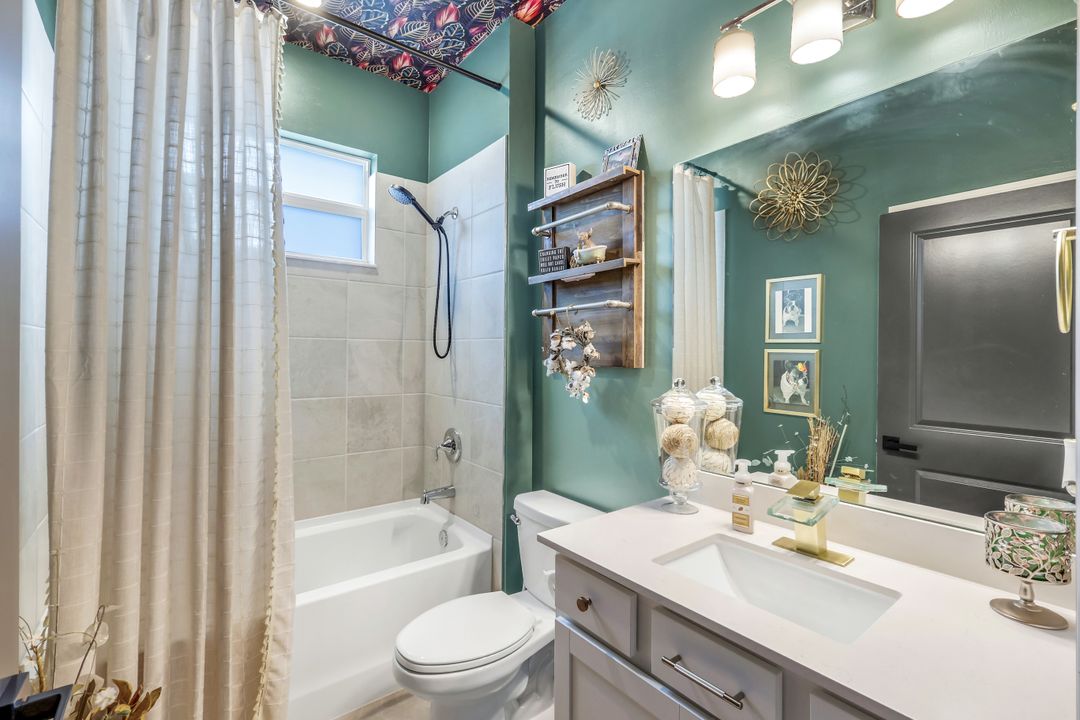 18821 Shimmer Dawn Ct, NO FORT MYERS, FL 33917
