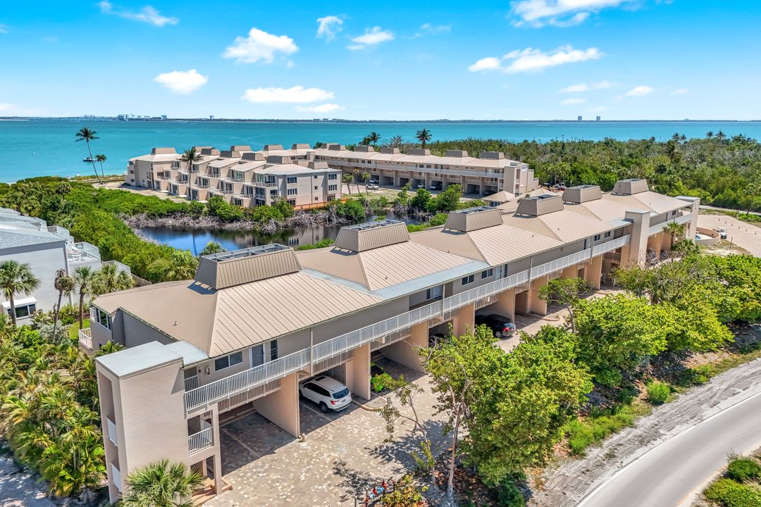 200 Periwinkle Way #A 311, Sanibel, FL 33957