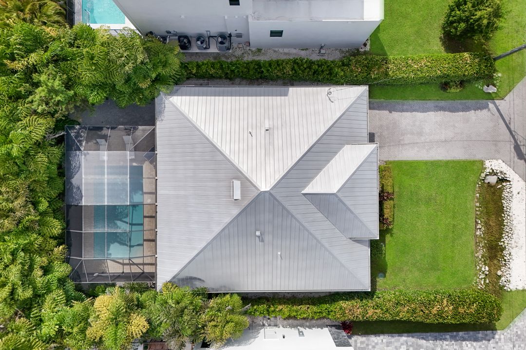 109 W Hilo St, Naples, FL 34113