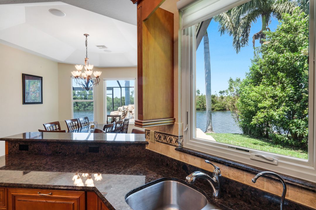 5332 SW 28th Pl, Cape Coral, FL 33914