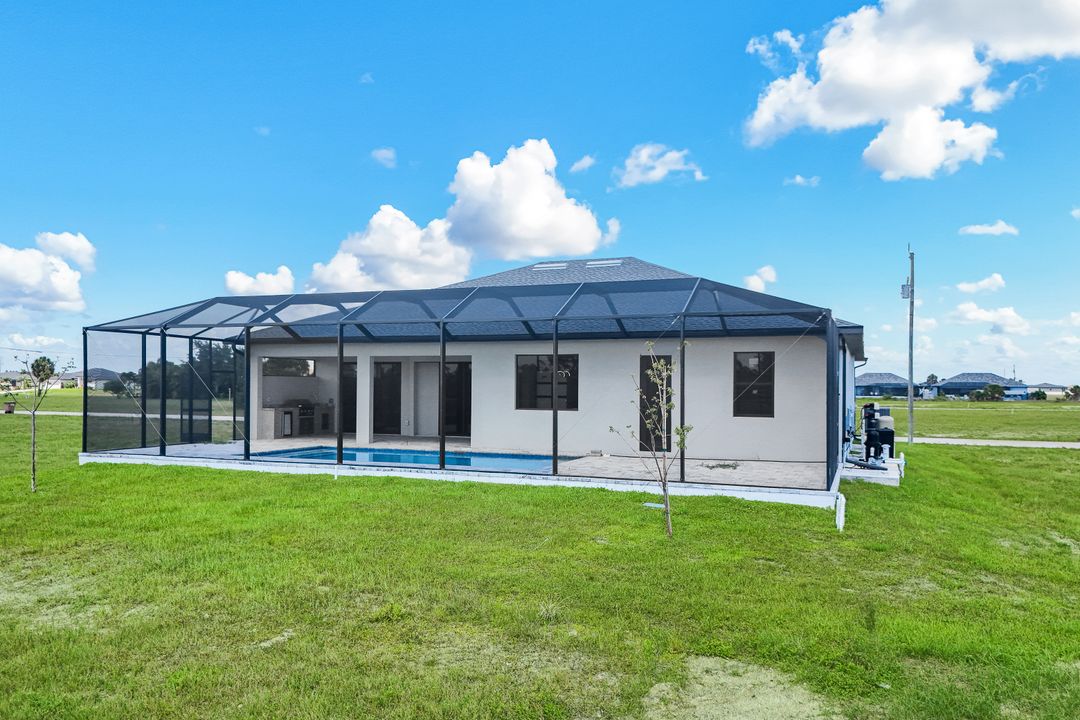3842 NW 43rd Pl, Cape Coral, FL 33993
