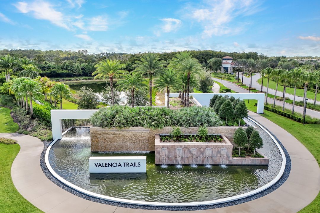 12261 Windamere Trl, Naples, FL 34120