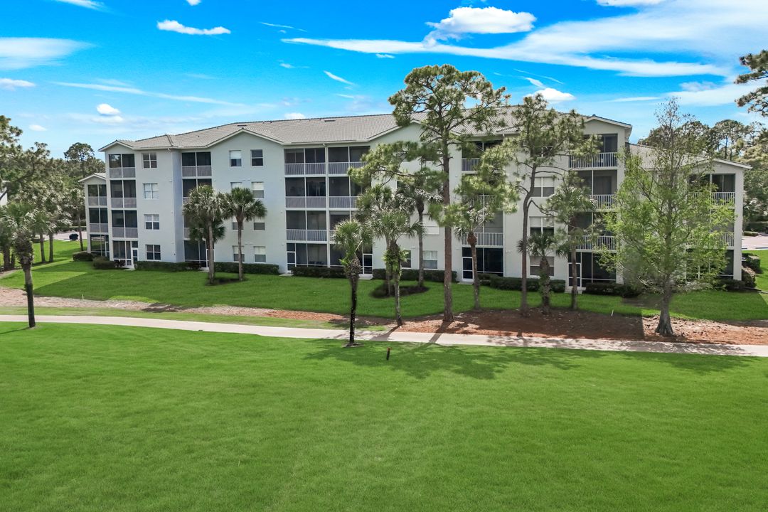 3960 Loblolly Bay Dr #304, Naples, FL 34114