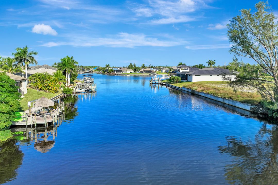 2002 NW 36th Ave, Cape Coral, FL 33993