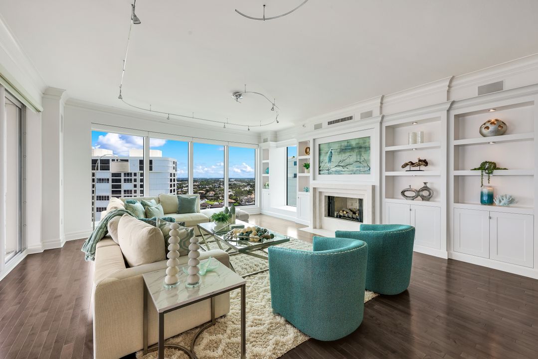 4101 Gulf Shore Blvd N #17N, Naples, FL 34103