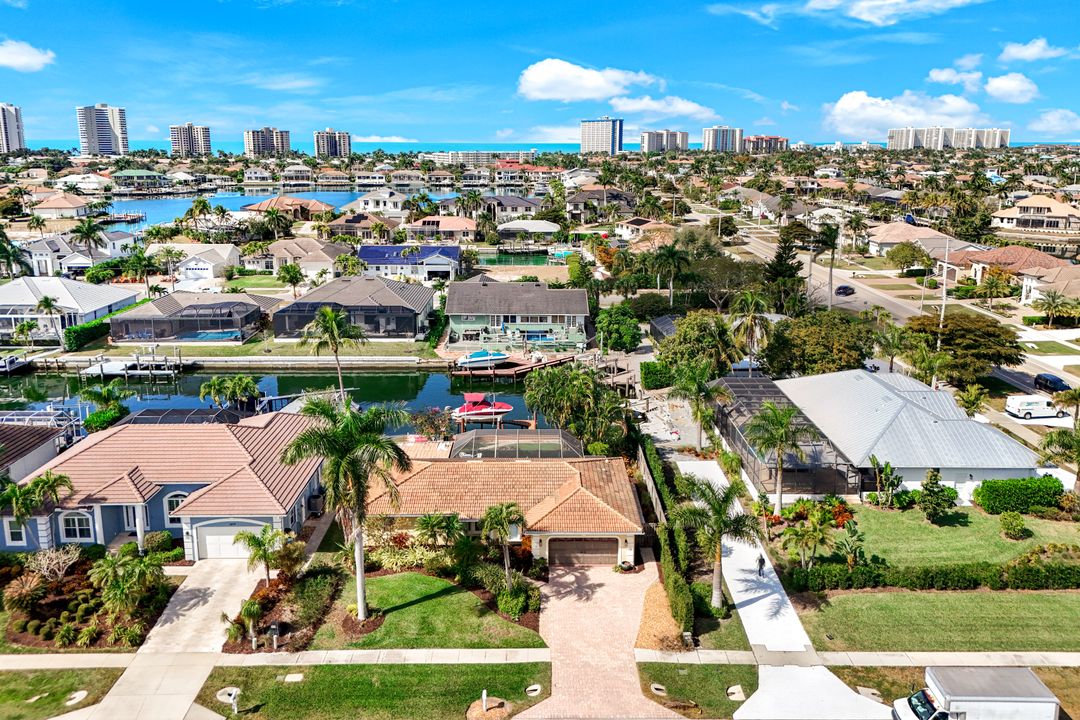 20 Hickory Ct, Marco Island, FL 34145