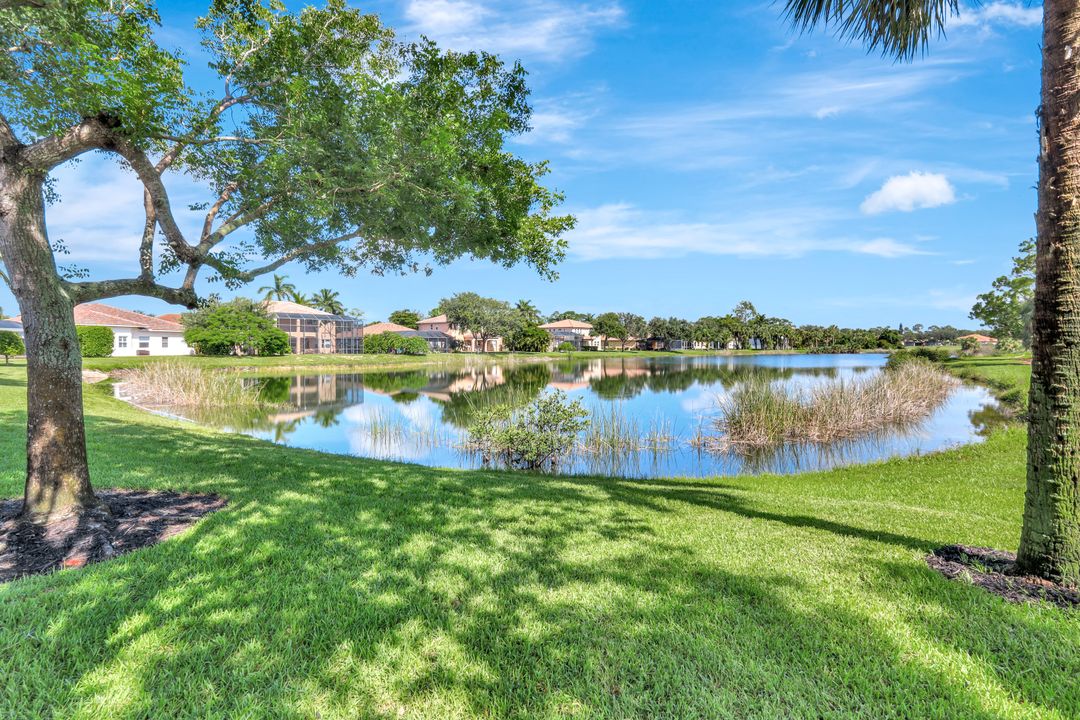 1574 Double Eagle Trail, Naples, FL 34120