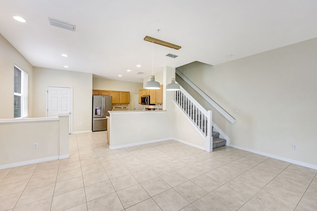 16162 Ravina Way #65, Naples, FL 34110