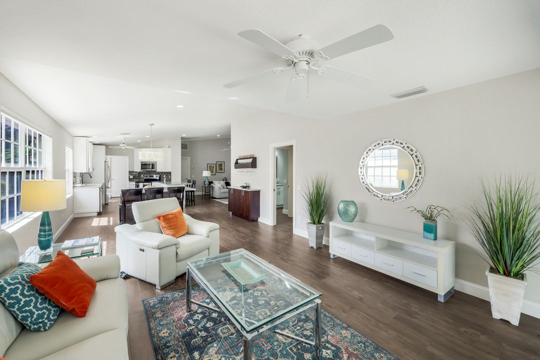 3604 El Verdado Ct, Naples, FL 34109