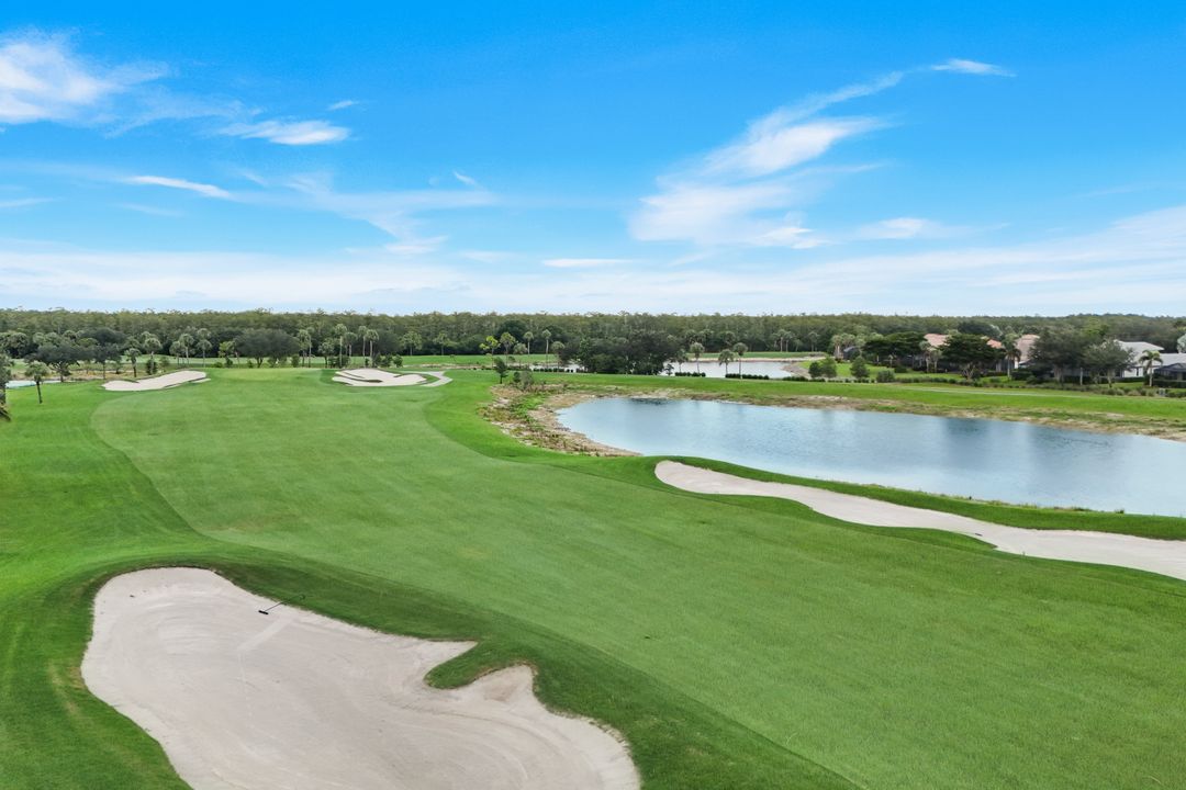 11907 Hedgestone Ct, Naples, FL 34120