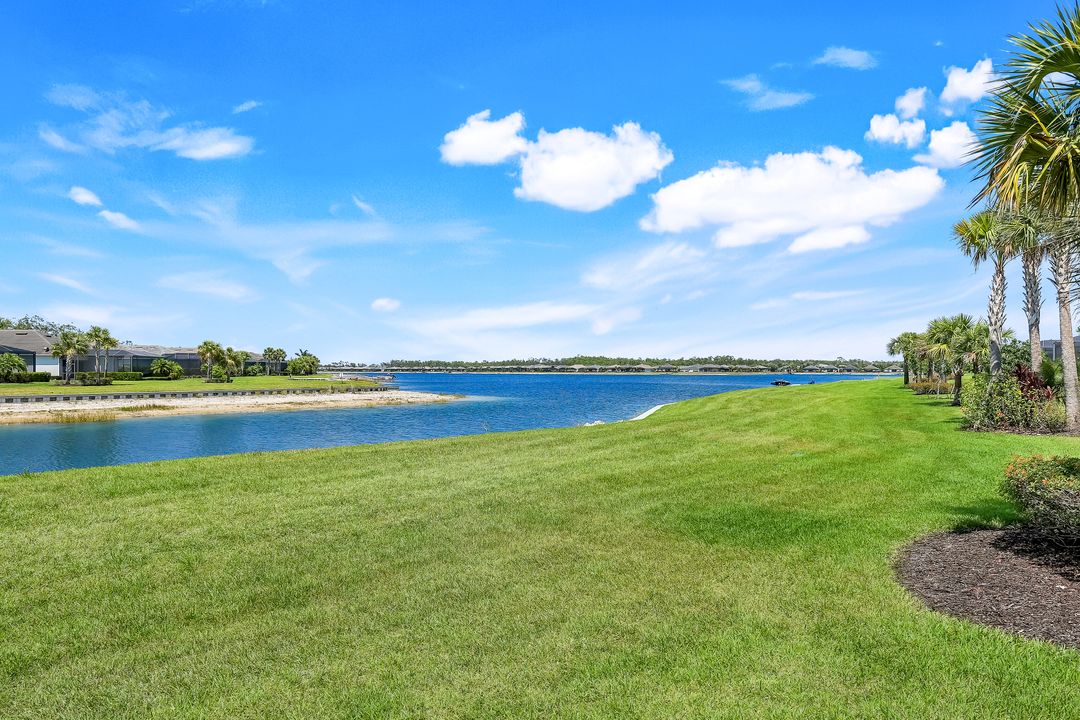 15242 Blue Bay Cir, Miromar Lakes, FL 33913