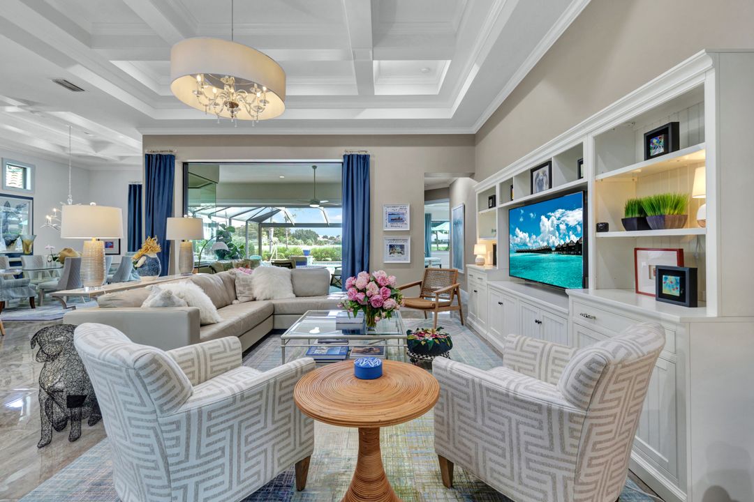 12646 Dundee Ln, Naples, FL 34120