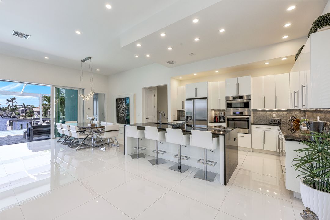 3412 SE 22nd Ave, Cape Coral, FL 33904