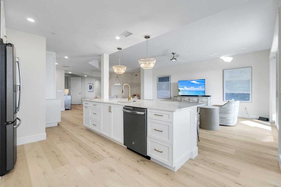 6021 Silver King Blvd #203, Cape Coral, FL 33914