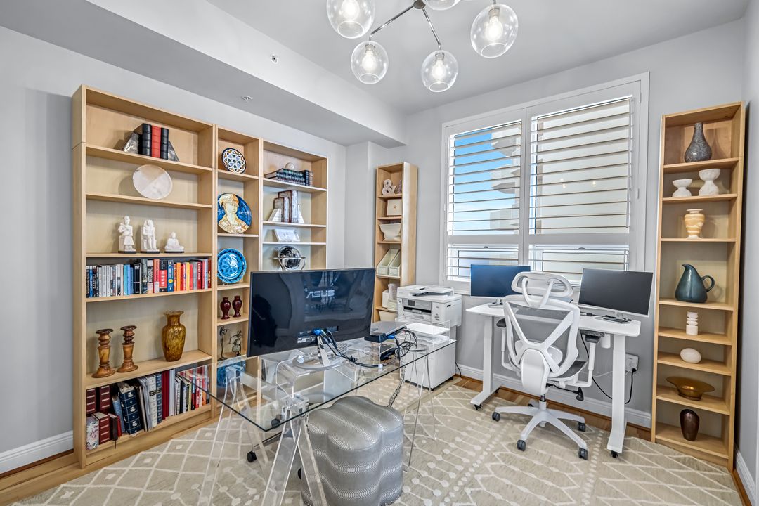 2090 W First St #2105, Fort Myers, FL 33901