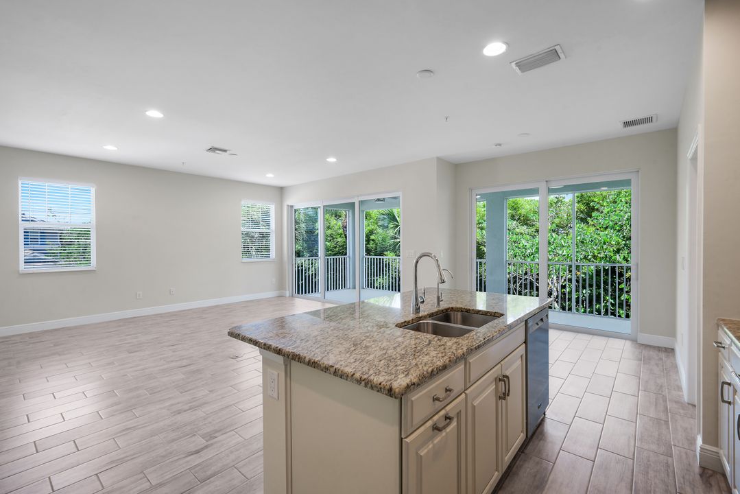 2343 Sheen Ln #405, Naples, FL 34120