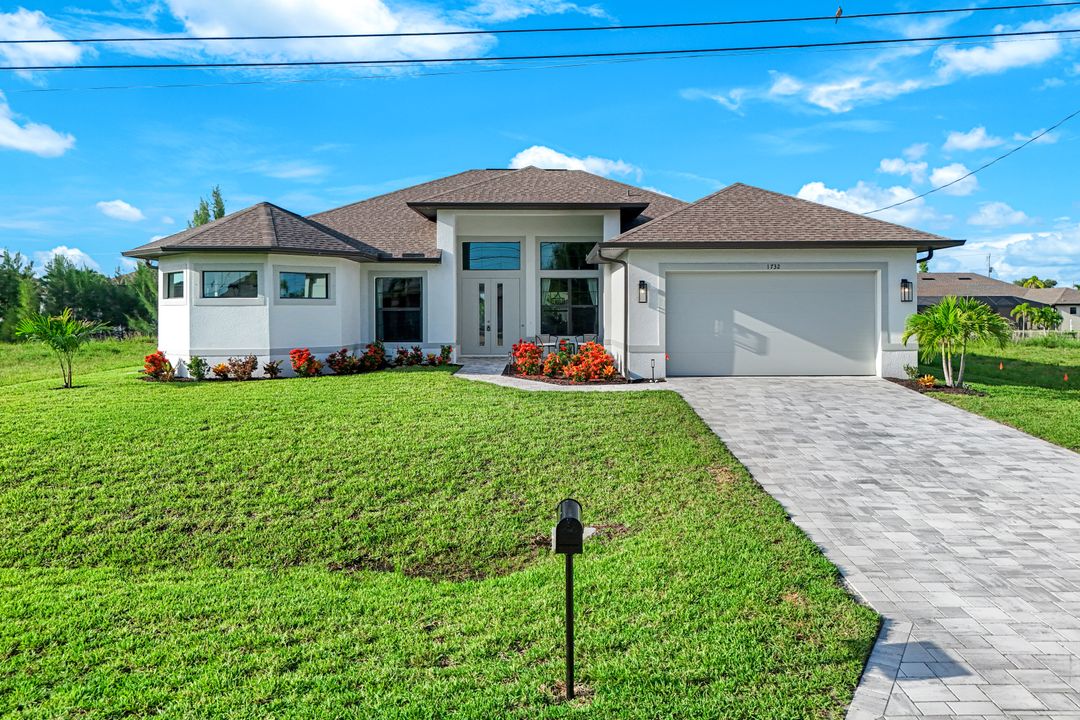 1732 SW 28th Ln, Cape Coral, FL 33914