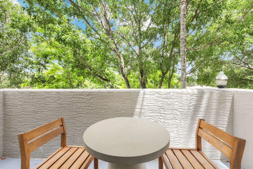6620 SW 57th Ave #A203, South Miami, FL 33143