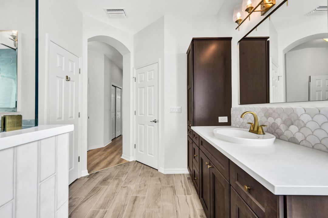 28159 Robolini Ct, Bonita Springs, FL 34135