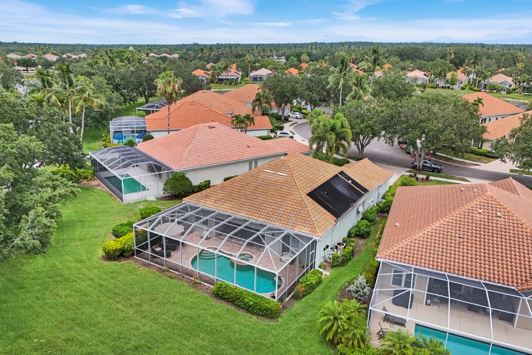 5855 Charlton Way, Naples, FL 34119