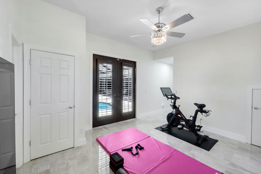22660 Fairlawn Ct, Estero , FL 34135