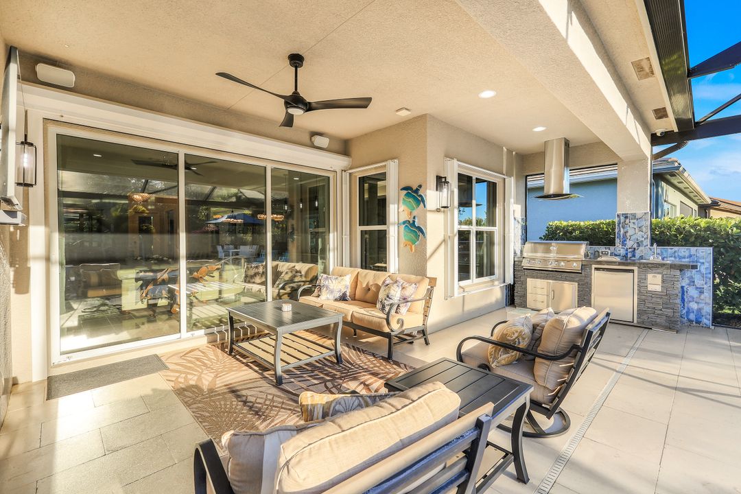 28560 Twain Dr, Bonita Springs, FL 34135
