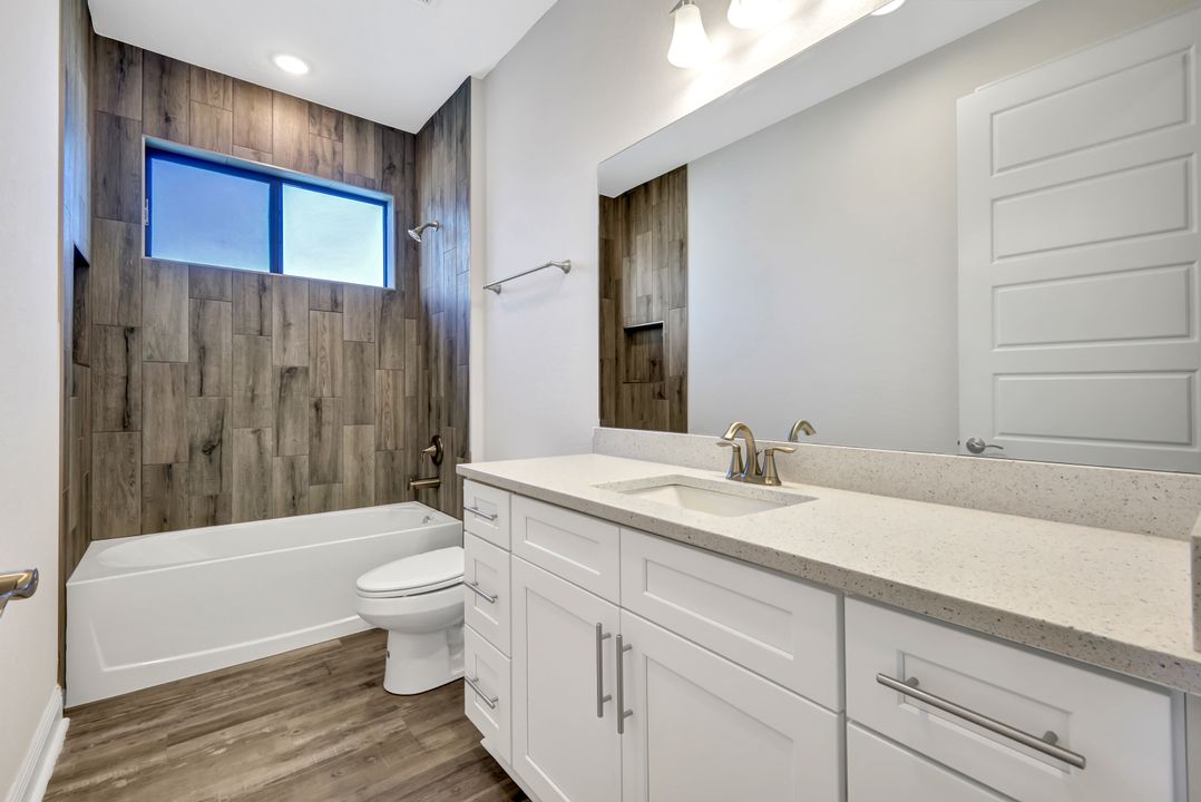 3527 SW 4th Ln, Cape Coral, FL 33991