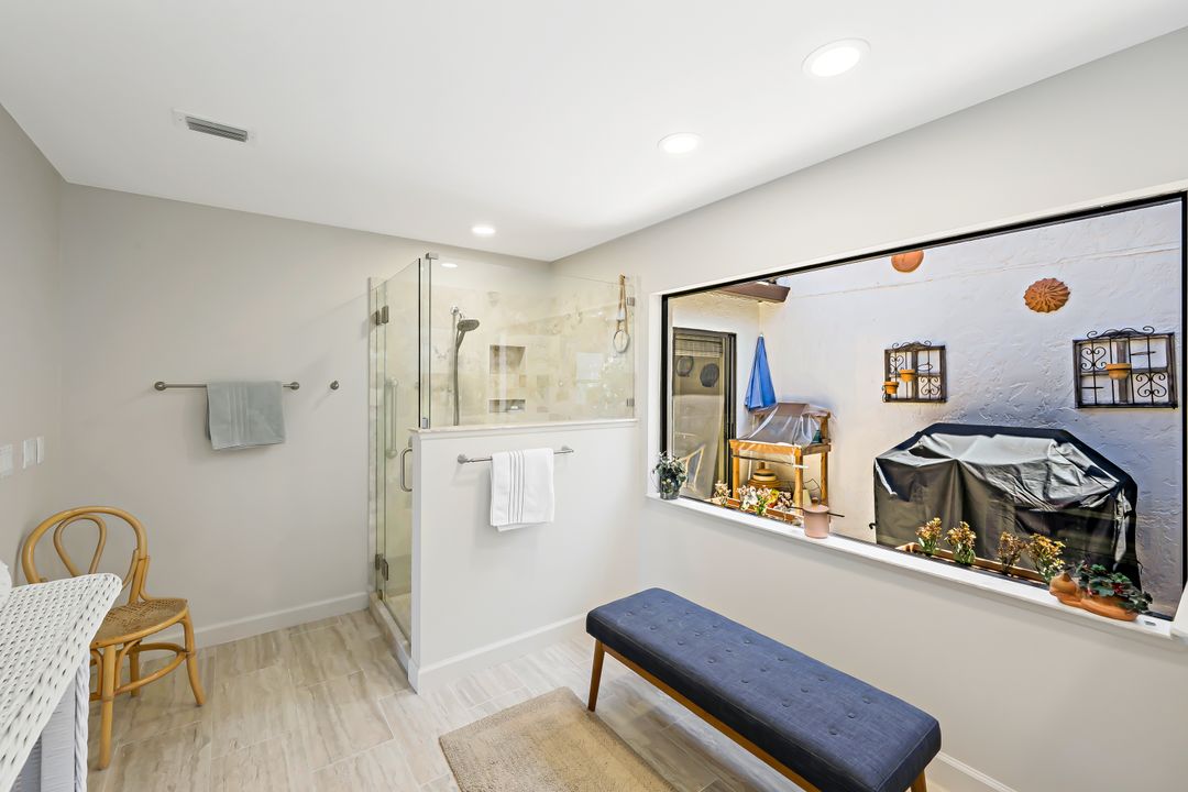 359 Bay Forest Dr  #1B, Naples, FL 34110