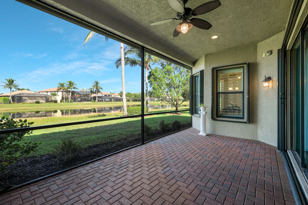 3384 Atlantic Cir, Naples, FL 34119