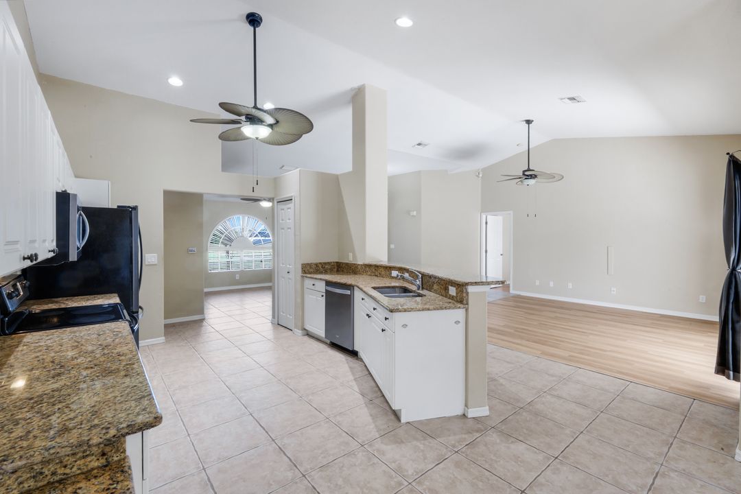 1121 NW 27th Ave, Cape Coral, FL 33993