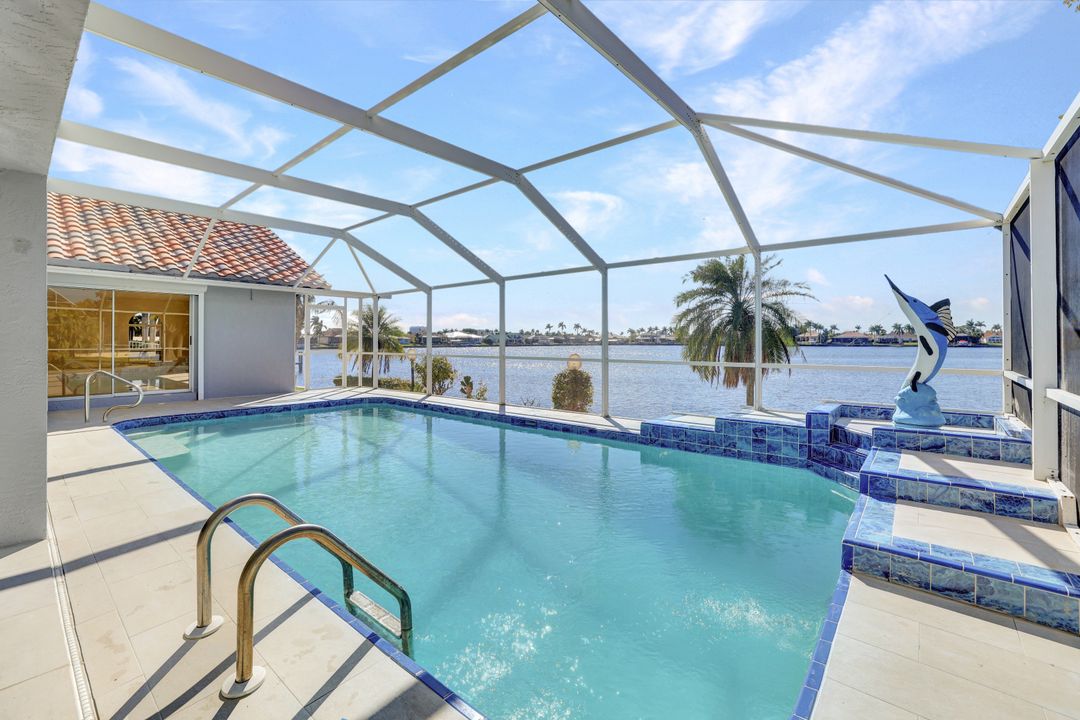 5216 SW 5th Pl, Cape Coral, FL 33914